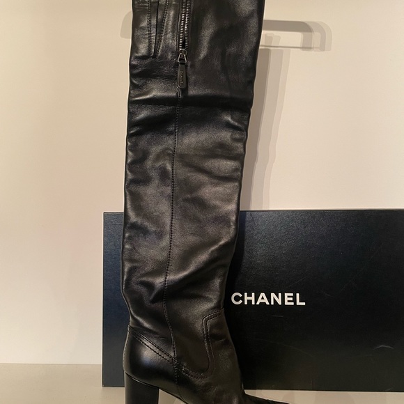 Chanel over the knee boots - Picture 6 of 6